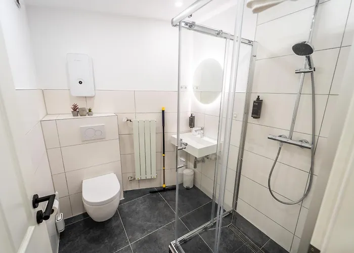 Altstadtperle - Tv, 4 Gaeste, Waschmaschine, Innenstadt * Brémy